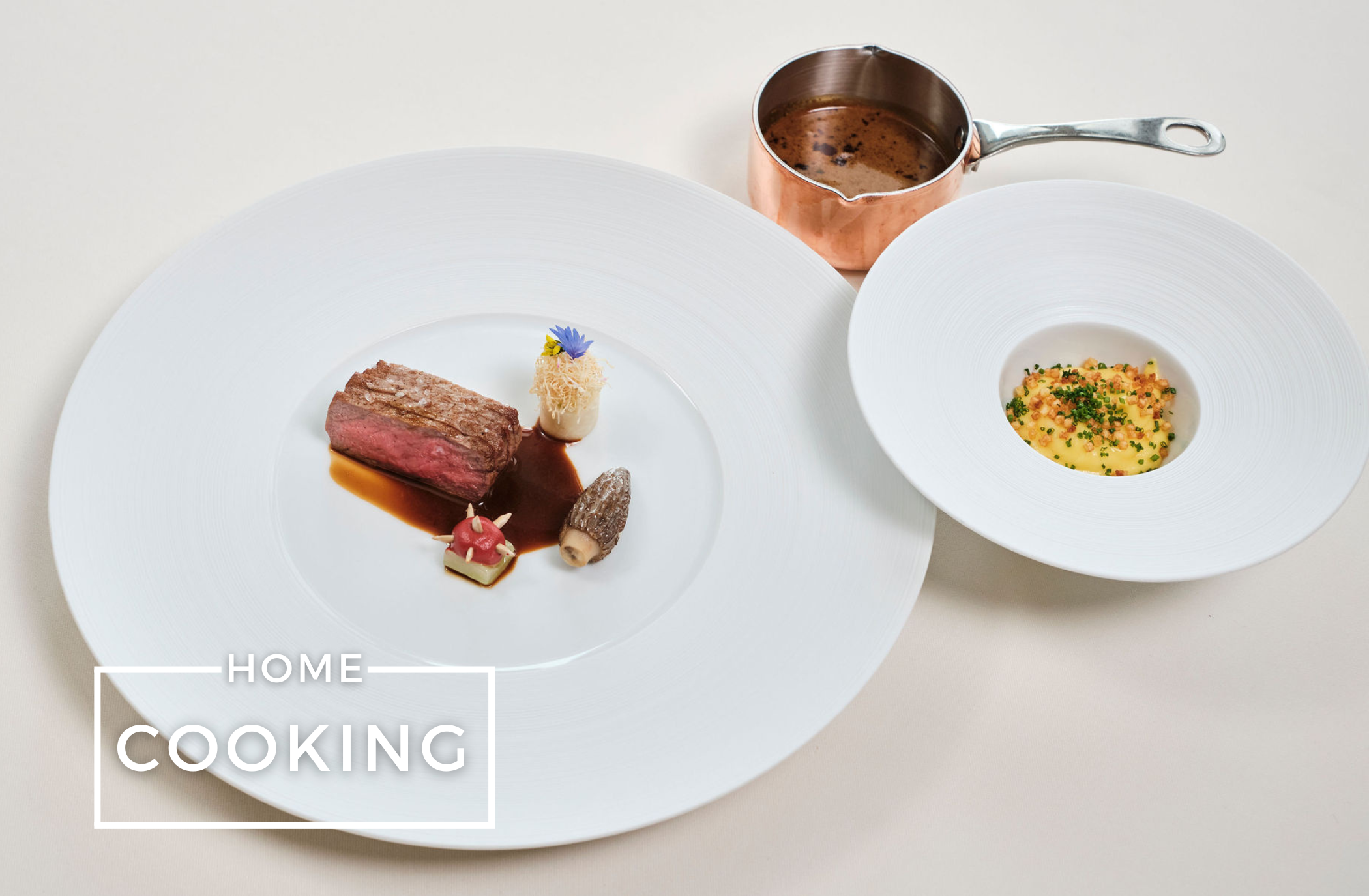 Rücken von der Bodenseekuh mit gefüllter Morchel, Sellerie und Kartoffelpüree von Dirk Hoberg